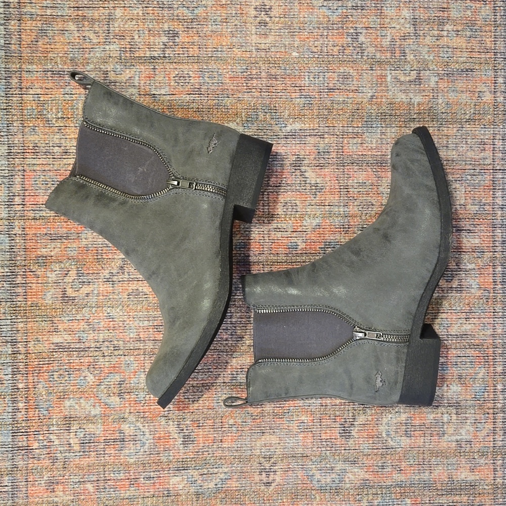 Women's Gray Suede Chelsea Ankle Boots with Side Zipper